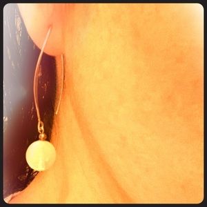 Freshwater-Pearl drop earrings